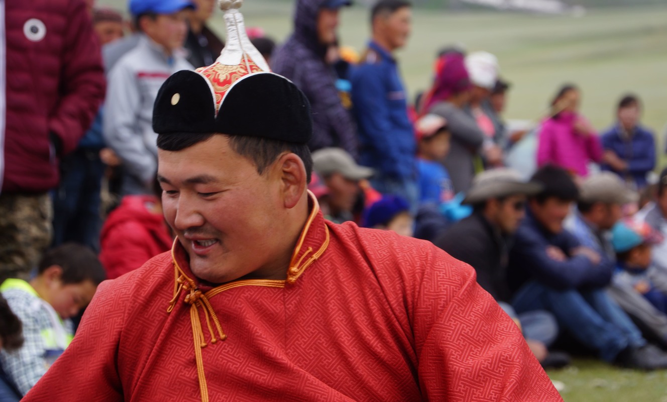 Large mongolian wrestling 1